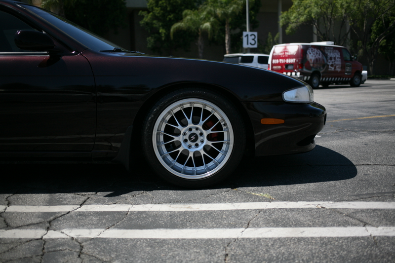 Illustration for article titled Supercar Sunday. Here are pictures.